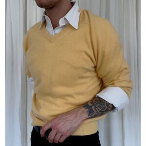 Daniel Cremieux Yellow Cashmere V Neck Sweater Medium